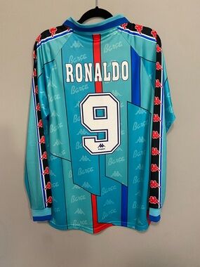 Vintage Barcelona 1996/1997 Ronaldo El Fenomeno Away soccer blue jersey